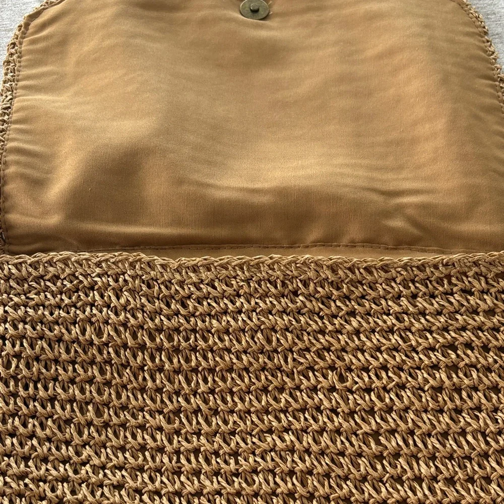 Woven Straw Clutch Bag in Natural Brown